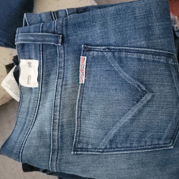 Flattering jeans - Picture 3 of 3